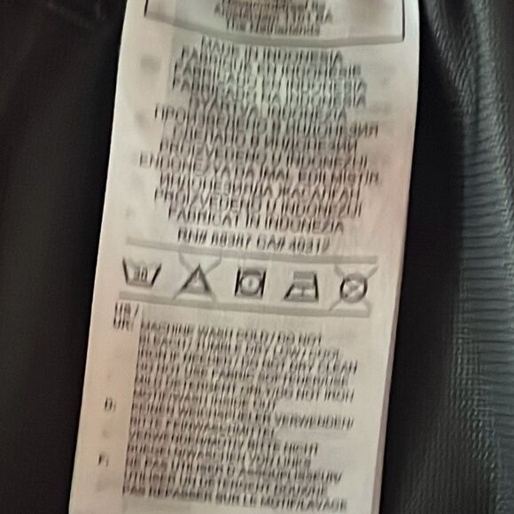 Adidas All Over Print Shorts Men’s Small 9 inseam - Picture 7 of 8